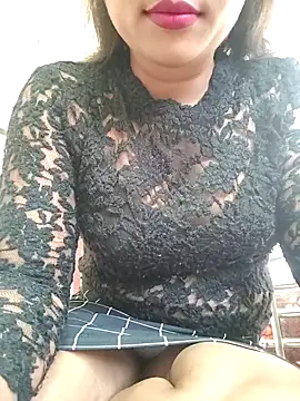 Snapshot of ANGE-MOU chatting on 02/25/26, 03:05 ANGE-MOU online show from 02/25/26, 03:05