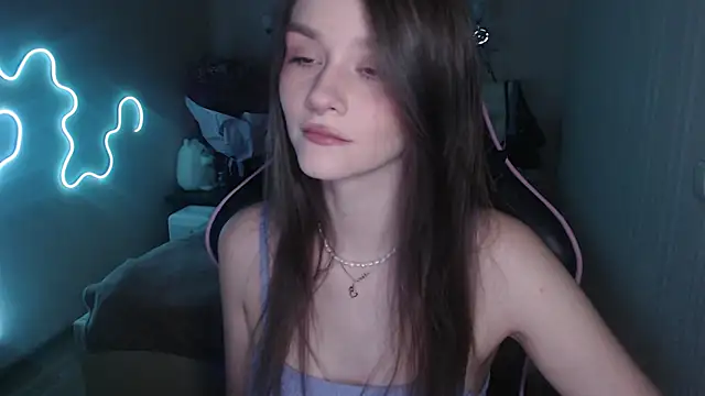 Snapshot of jeann_elsaa chatting on 12/16/24, 05:49 jeann elsaa online show from 12/16/24, 05:49