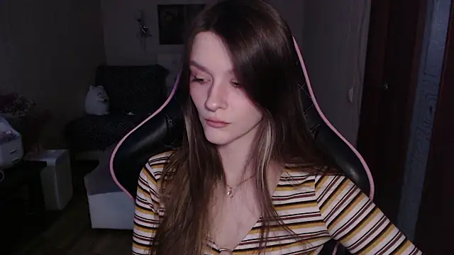 Snapshot of jeann_elsaa chatting on 03/01/26, 12:51 jeann elsaa online show from 03/01/26, 12:51