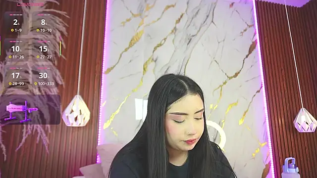 haylie  online show from 02/06/25, 05:14