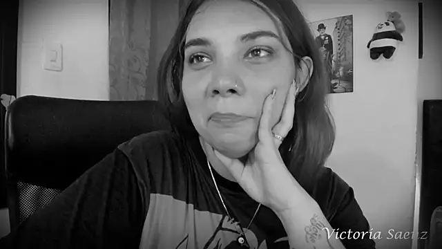 victoriaasaenz  online show from 02/12/25, 03:51
