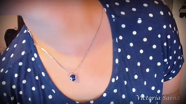 victoriaasaenz  online show from 02/25/25, 12:58