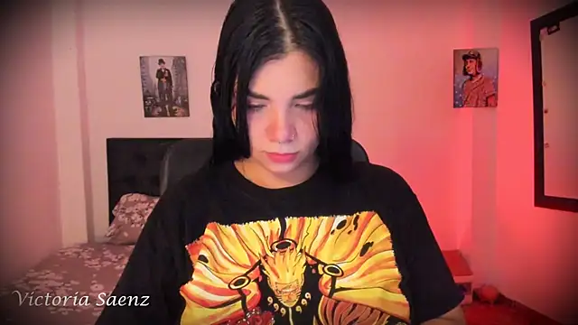 victoriaasaenz  online show from 11/07/25, 12:32