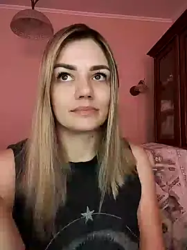 KrissSexi online show from 03/20/25, 09:37