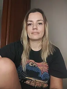 KrissSexi online show from 11/22/25, 07:02