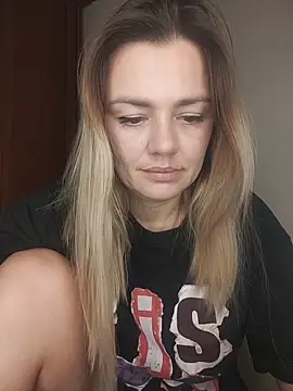 KrissSexi online show from 11/26/25, 09:27