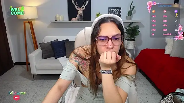 Bianca     online show from 10/18/25, 12:35