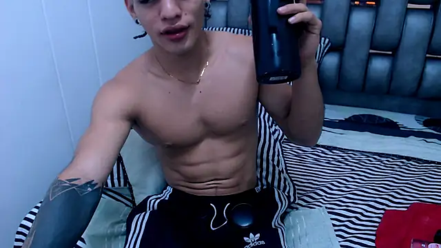 AlbertBernal69 online show from 01/27/25, 04:20