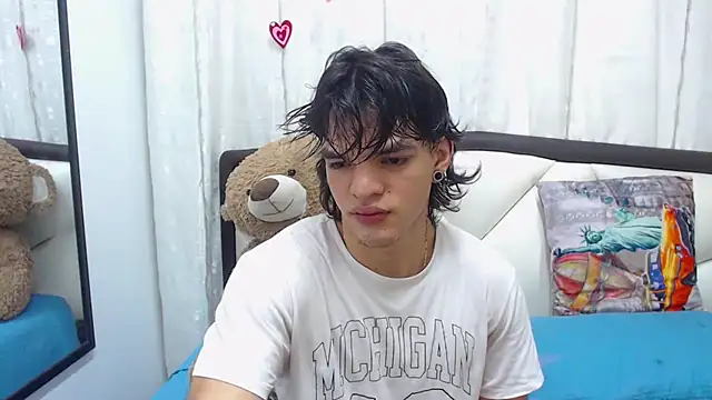 AlbertBernal69 online show from 03/14/25, 03:26