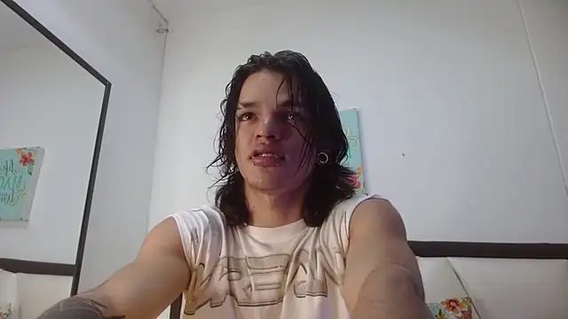 AlbertBernal69 online show from 10/16/25, 02:56