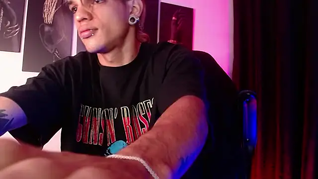 AlbertBernal69 online show from 11/13/25, 11:42