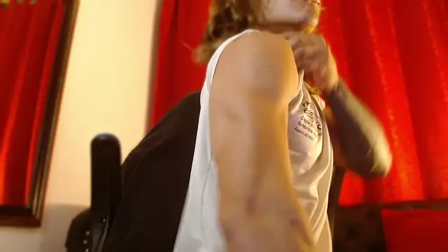 AlbertBernal69 online show from 12/21/25, 02:30