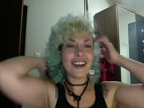 Snapshot of MariLouM chatting on 07/01/26, 08:41 MariLouM online show from 07/01/26, 08:41