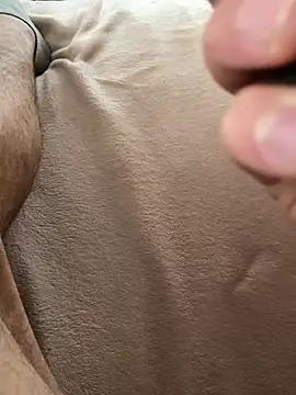 mihaixxx1 online show from 04/07/26, 09:43