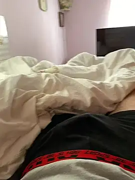 mihaixxx1 online show from 04/24/26, 09:56