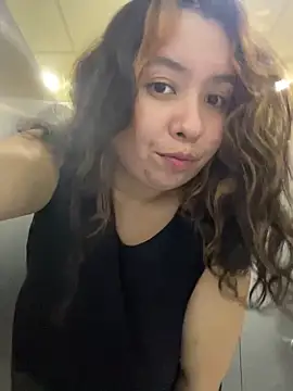 Snapshot of KimyTekashi_ chatting on 04/05/26, 01:25 KimyTekashi online show from 04/05/26, 01:25