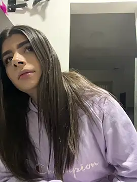 Snapshot of ZiaCalifa chatting on 01/15/25, 11:53 ZiaCalifa online show from 01/15/25, 11:53