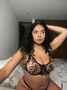 Snapshot of Mariecurl chatting on 03/16/25, 07:49 Mariecurl online show from 03/16/25, 07:49