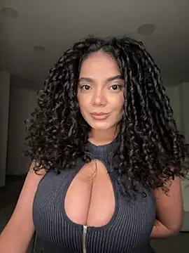 Mariecurl online show from 06/10/26, 11:46