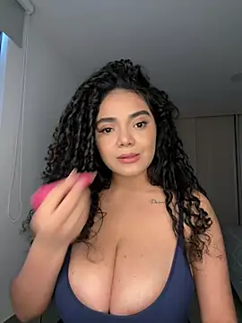 Mariecurl online show from 07/19/26, 10:57