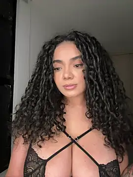 Mariecurl online show from 07/26/26, 12:30