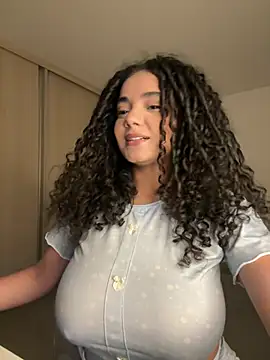 Mariecurl online show from 08/05/26, 03:31