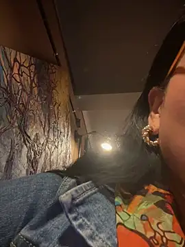 Insane Issa online show from 01/10/25, 03:07