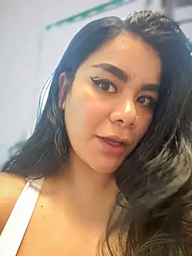 Insane Issa online show from 01/24/25, 06:04