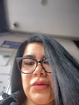 Insane Issa online show from 01/25/25, 07:28