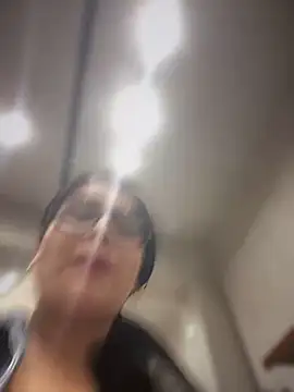 Insane Issa online show from 02/20/25, 06:57