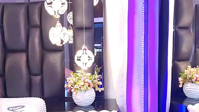 NathaxaLeans online show from 02/04/25, 11:27