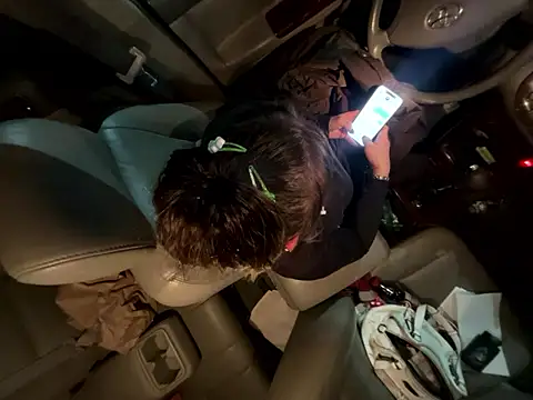 Snapshot of SummerBlueMoon chatting on 03/05/26, 11:06 SummerBlueMoon online show from 03/05/26, 11:06