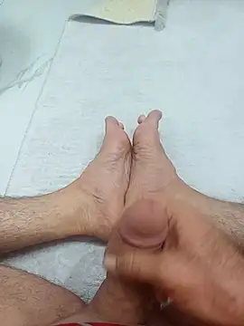 Snapshot of Hardapple01 chatting on 07/21/26, 11:40 Hardapple01 online show from 07/21/26, 11:40
