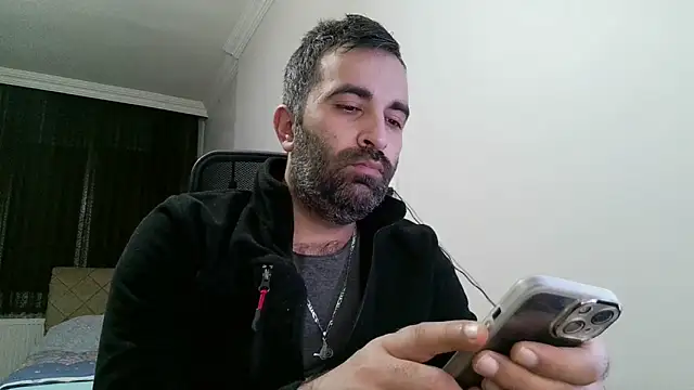Snapshot of tgltplsr chatting on 12/27/24, 11:42 tgltplsr online show from 12/27/24, 11:42