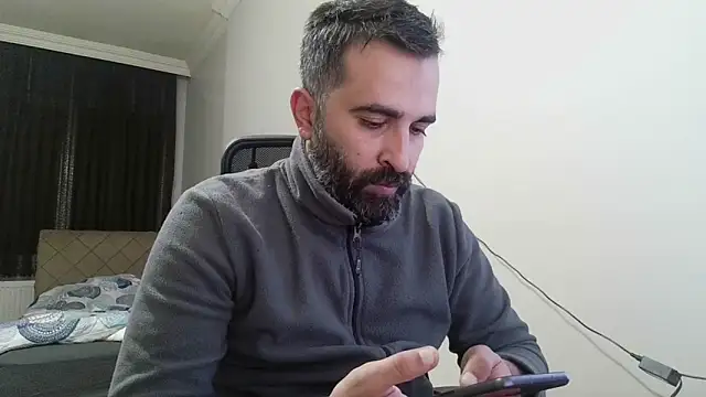 Snapshot of tgltplsr chatting on 03/17/25, 10:38 tgltplsr online show from 03/17/25, 10:38