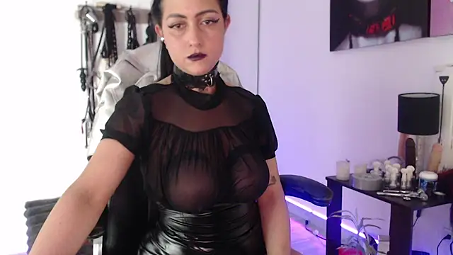 alison slave online show from 11/06/25, 01:17