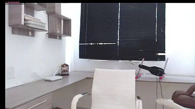 MIYESSI online show from 03/19/25, 06:23