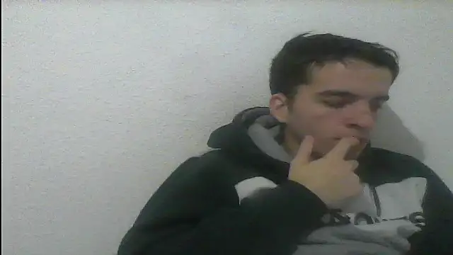 Tombgy07 online show from 12/25/24, 09:00