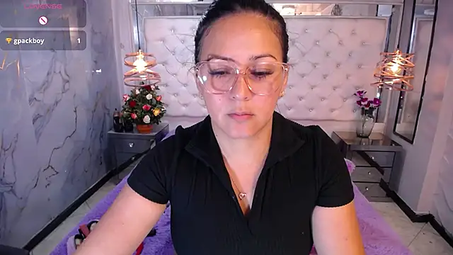 Snapshot of Georgina-Musk chatting on 01/21/25, 07:39 Georgina-Musk online show from 01/21/25, 07:39