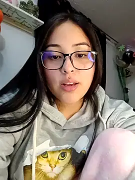 Snapshot of persefone_core chatting on 12/19/24, 02:56 persefone core online show from 12/19/24, 02:56