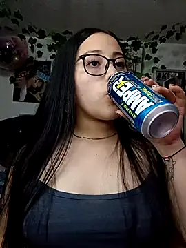 Snapshot of persefone_core chatting on 03/11/25, 01:16 persefone core online show from 03/11/25, 01:16