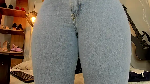 SakuraLee  online show from 02/24/25, 07:52