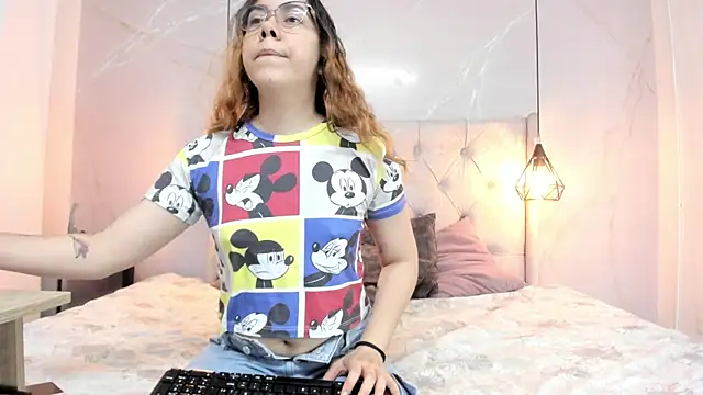 SakuraLee  online show from 11/18/25, 02:54