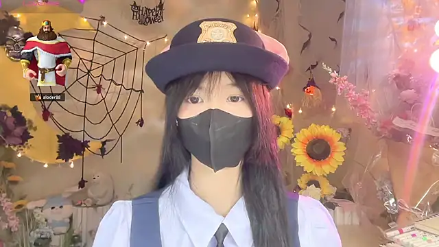 Snapshot of Your-Sunshine chatting on 10/30/25, 04:41 Your-Sunshine online show from 10/30/25, 04:41