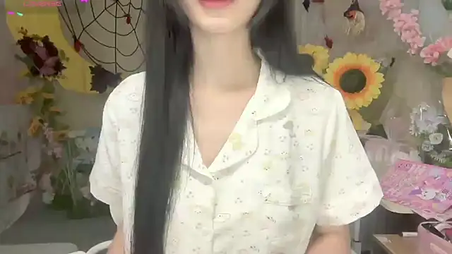 Snapshot of Your-Sunshine chatting on 11/01/25, 04:20 Your-Sunshine online show from 11/01/25, 04:20