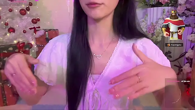 Snapshot of Your-Sunshine chatting on 11/19/25, 04:51 Your-Sunshine online show from 11/19/25, 04:51