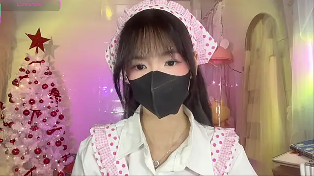 Snapshot of Your-Sunshine chatting on 11/30/25, 03:38 Your-Sunshine online show from 11/30/25, 03:38