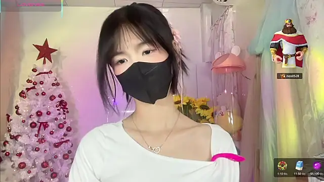 Snapshot of Your-Sunshine chatting on 12/01/25, 04:34 Your-Sunshine online show from 12/01/25, 04:34