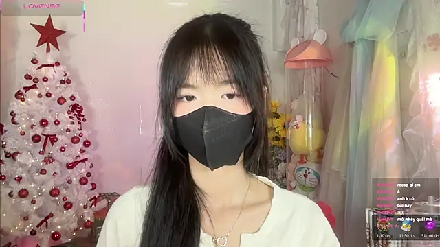 Snapshot of Your-Sunshine chatting on 12/14/25, 03:39 Your-Sunshine online show from 12/14/25, 03:39