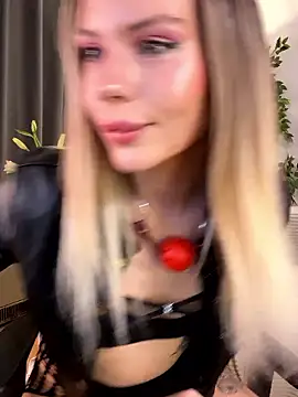 Snapshot of KittyKatyDream chatting on 01/12/26, 06:13 KittyKatyDream online show from 01/12/26, 06:13